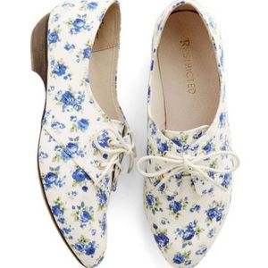 RESTRICTED blue floral low heel oxford flats